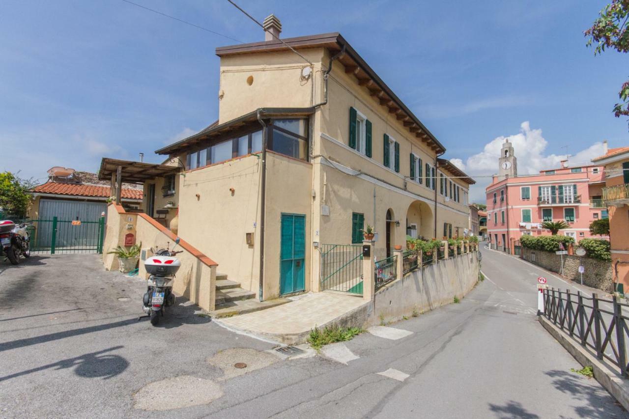 Villa Pedalando Sul Mare Finale Ligure Exterior foto